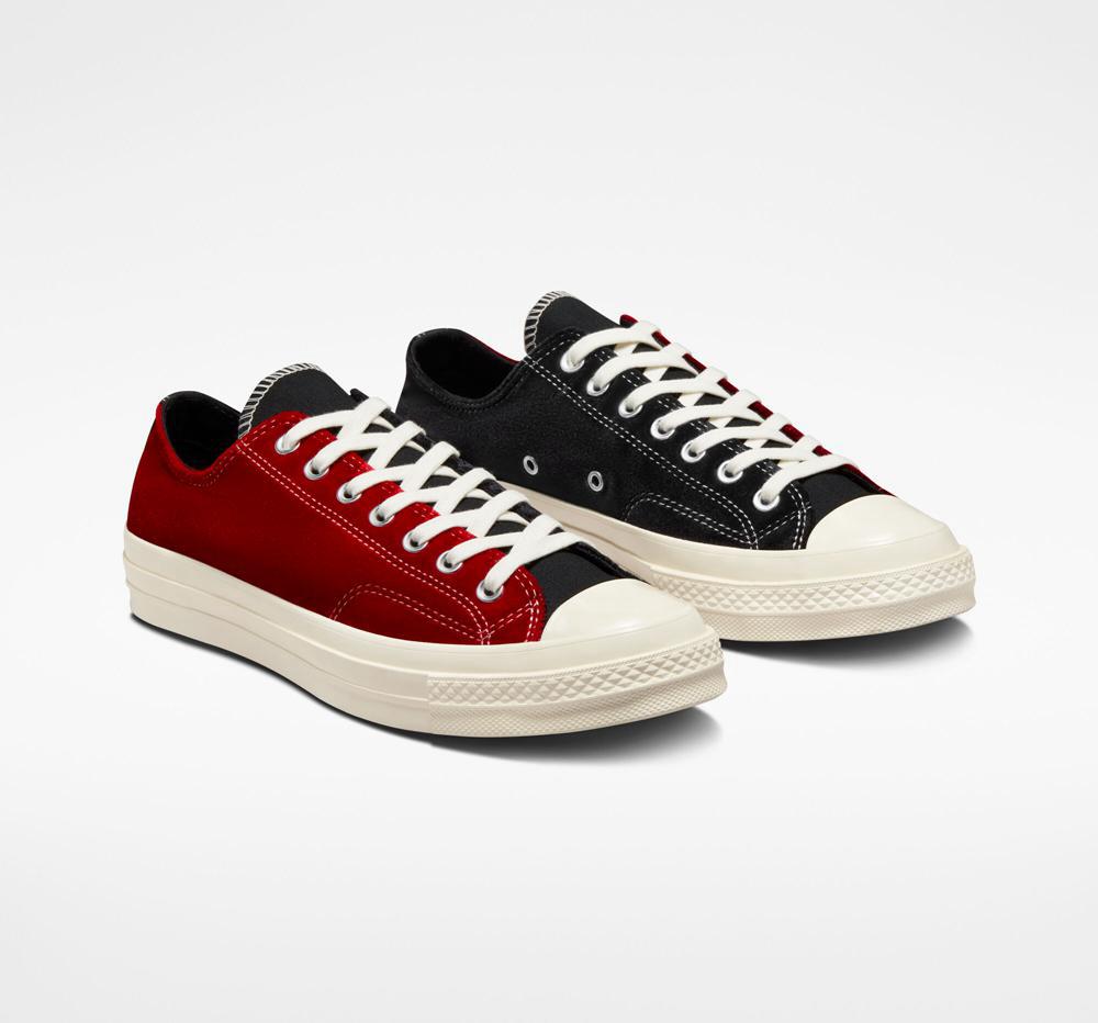 Black / Red / Egret Converse Chuck 70 Beyond Retro Velvet Unisex Women's Low Tops  US |  61597-STFA