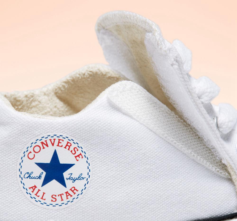 White / Natural Ivory / White Converse Chuck Taylor All Star Cribster Easy On Baby Boys' Mid Boots  US |  28793-MDCF